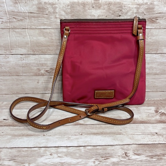 Dooney & Bourke Crossbody Mini Purse Red Pink Easy Clean Brown Leather Strap - Picture 5 of 14
